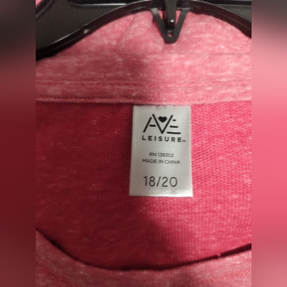 Holiday Season Glitter Lettering Red Top / Size 2X - Picture 5 of 7